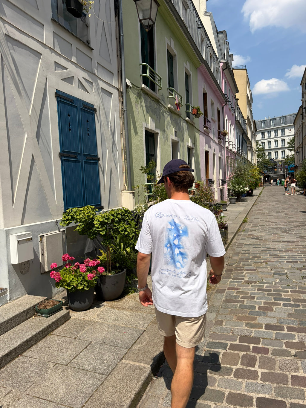 T-shirt pétales bleus